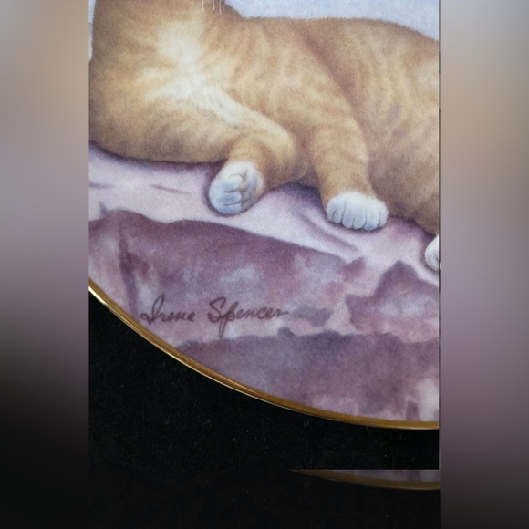 One Day In May By Irene Spencer Decorative Plate From “Cats & Flowers”
#1024242 - Picture 4 of 7